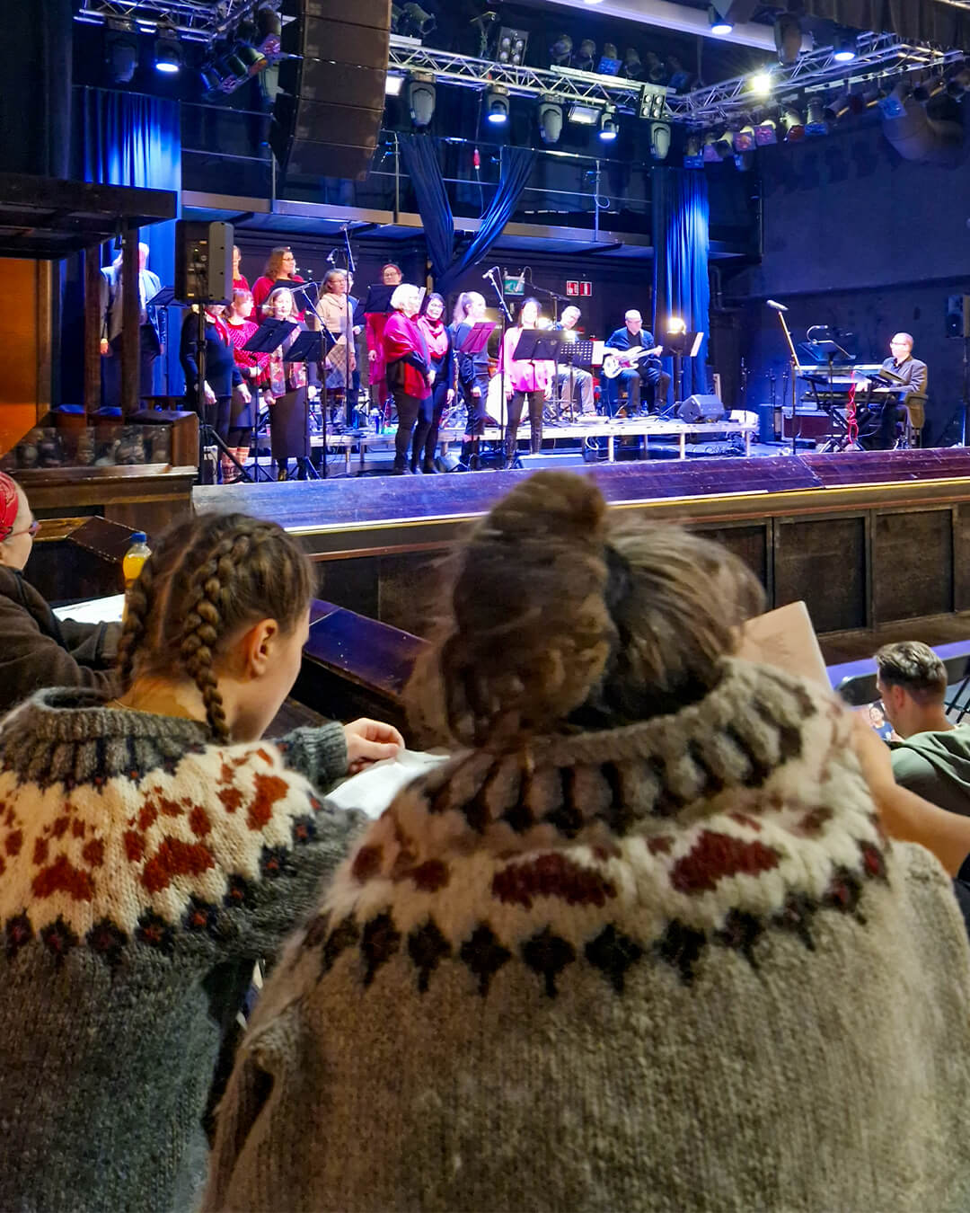 Kauneimmat joululaulut Himos Areenalla.