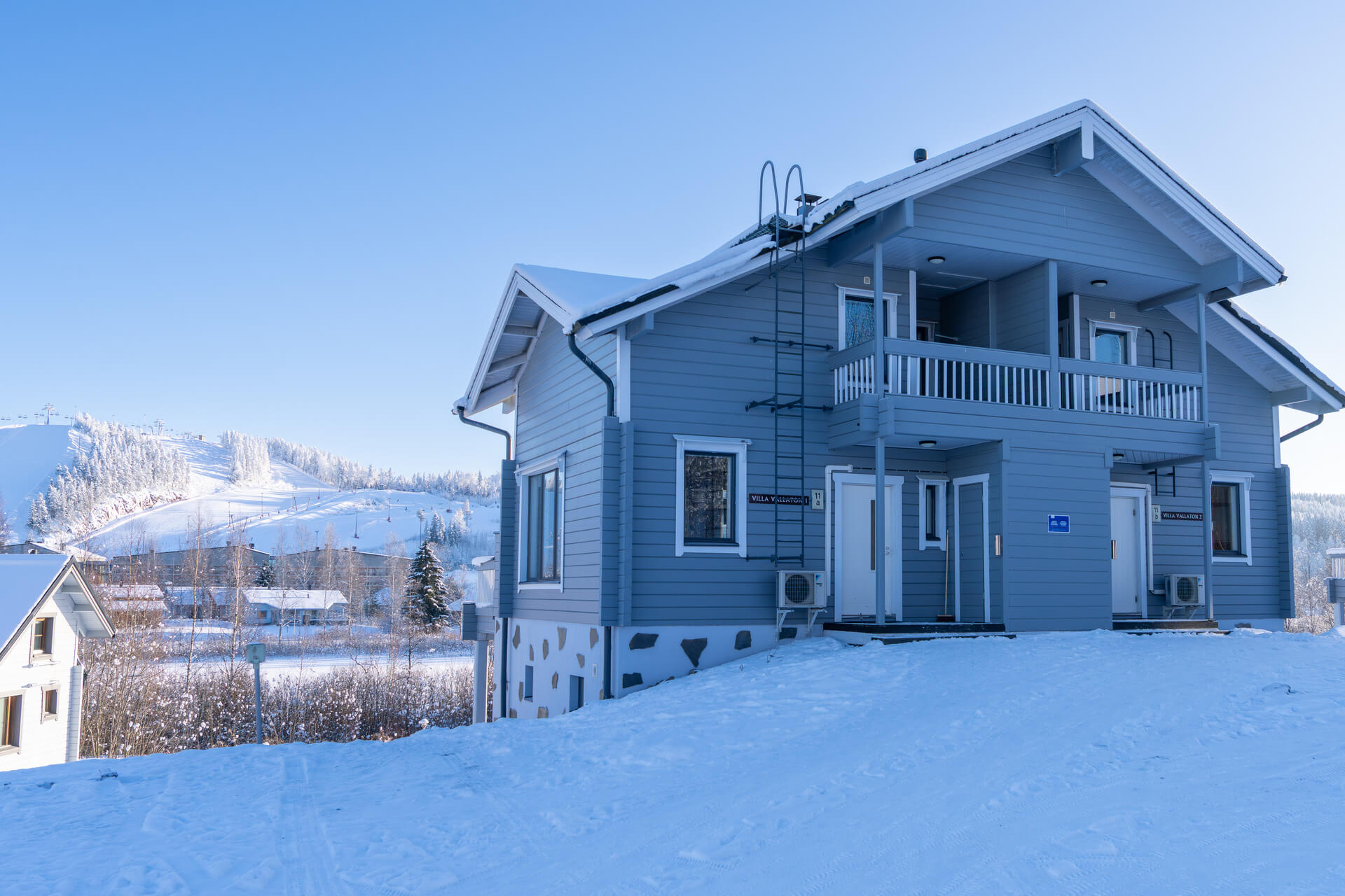 Villa Vallaton 1, 6 hlön paritalo